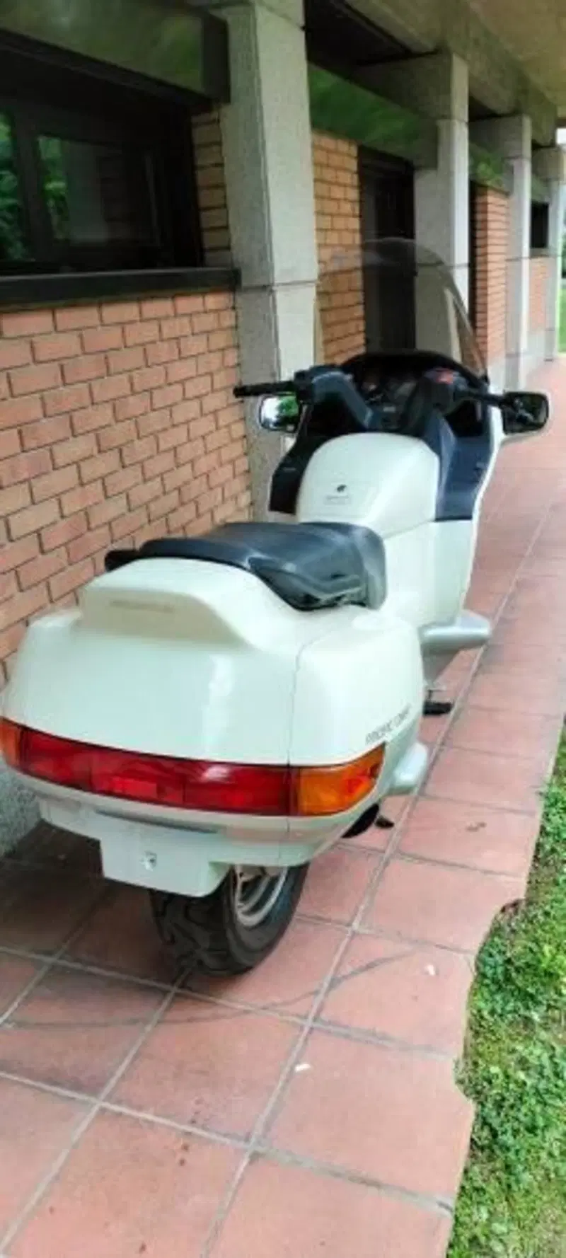 Honda PC 800 (3)
