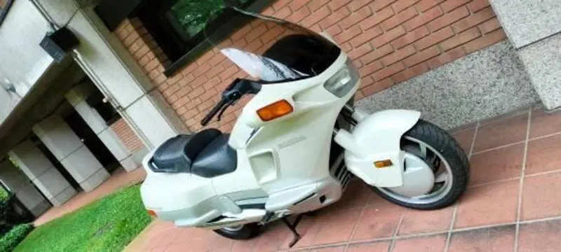 Honda PC 800 (5)
