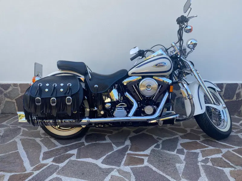 Harley-Davidson 1340 Heritage Springer (1997 - 99) - FLSTS (2)