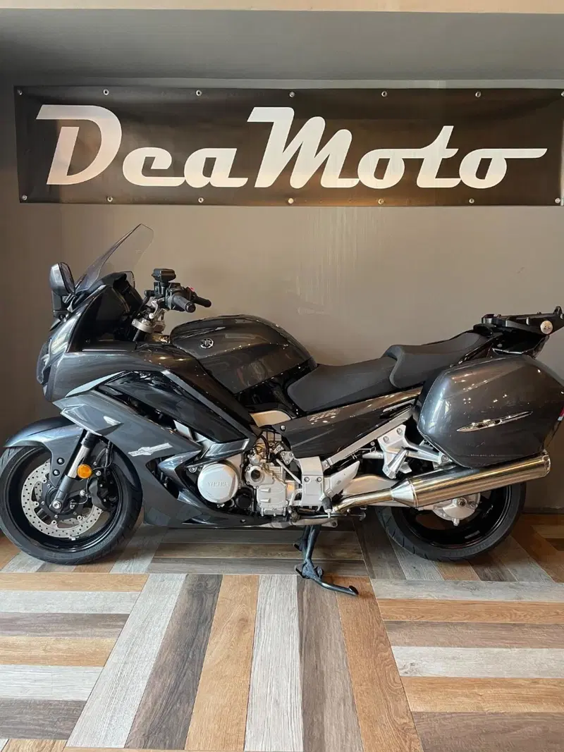 Yamaha FJR 1300 AE (2016 - 20) (4)