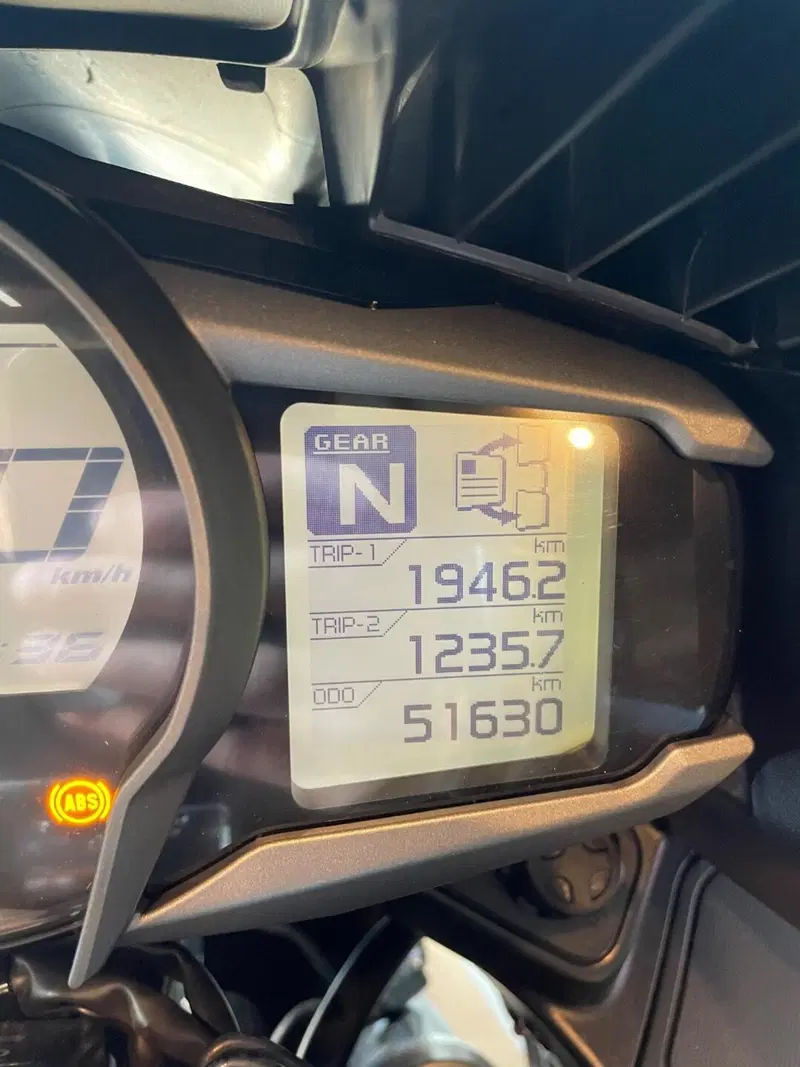 Yamaha FJR 1300 AE (2016 - 20) (8)