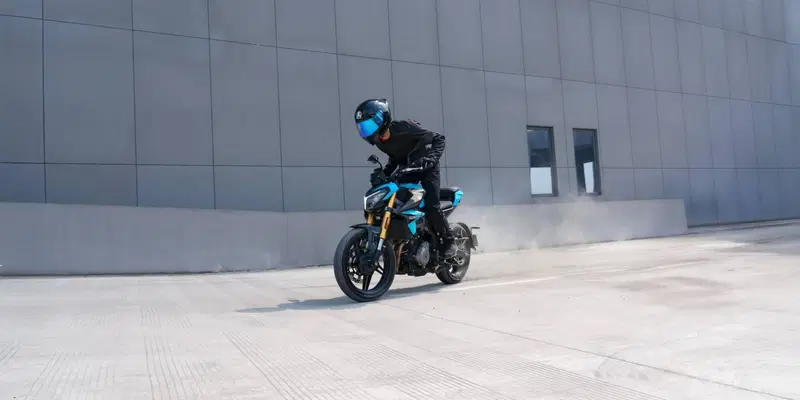 Morbidelli F352 (2026) (8)