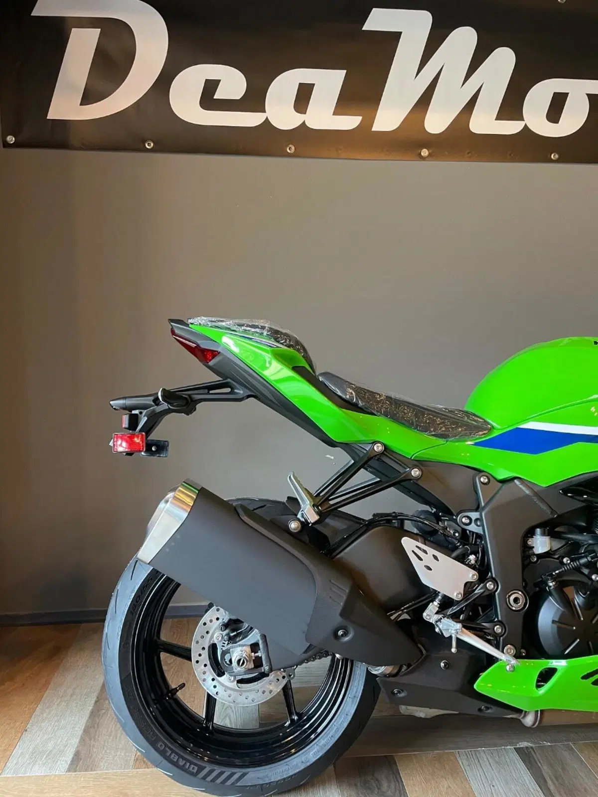 Kawasaki Ninja 636 ZX-6R (2024 - 26) (2)