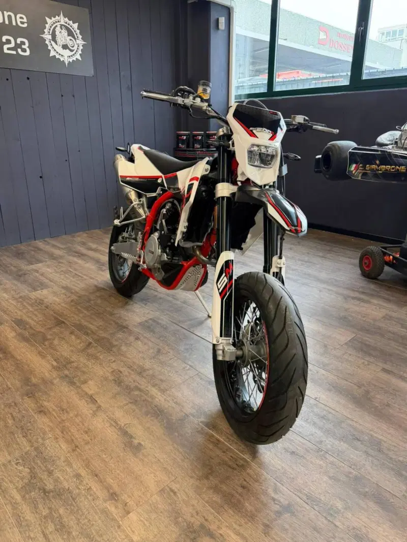 Swm SM 500 R (2025 - 26) (7)