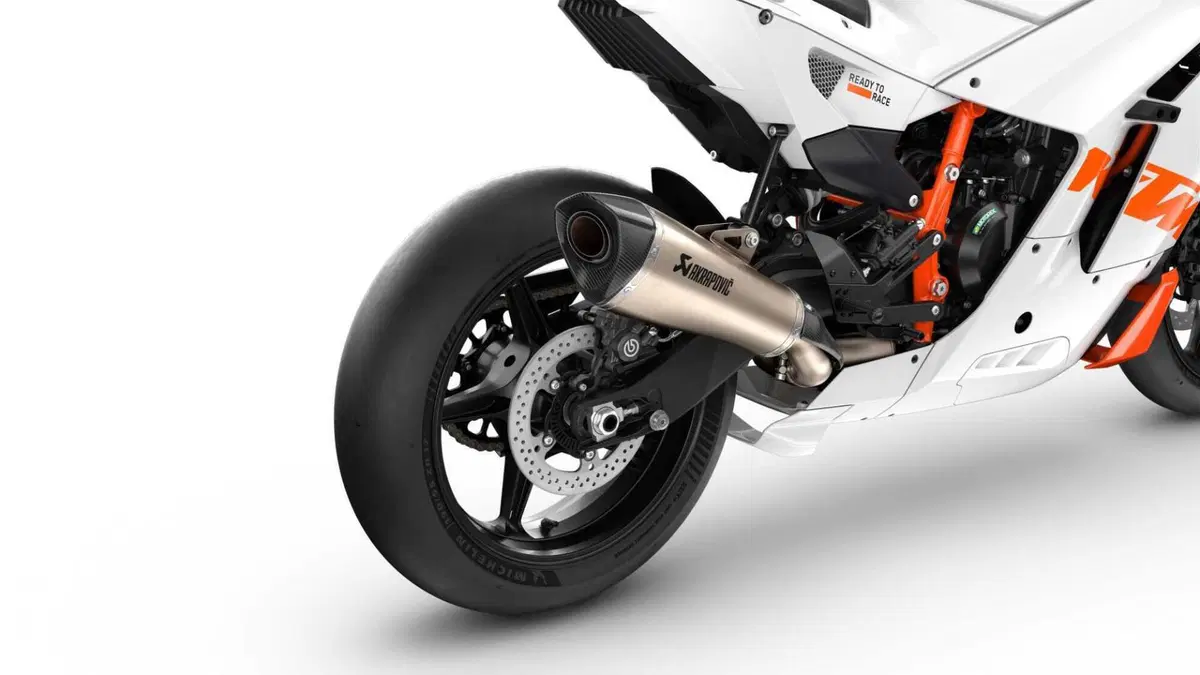 KTM 990 RC R 990 RC R Track (2026) (9)