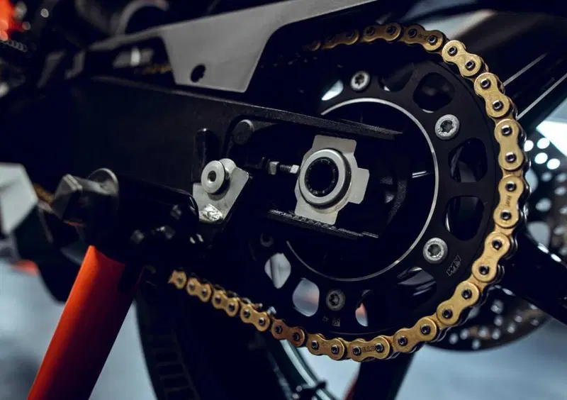 KTM 990 RC R 990 RC R Track (2026) (14)