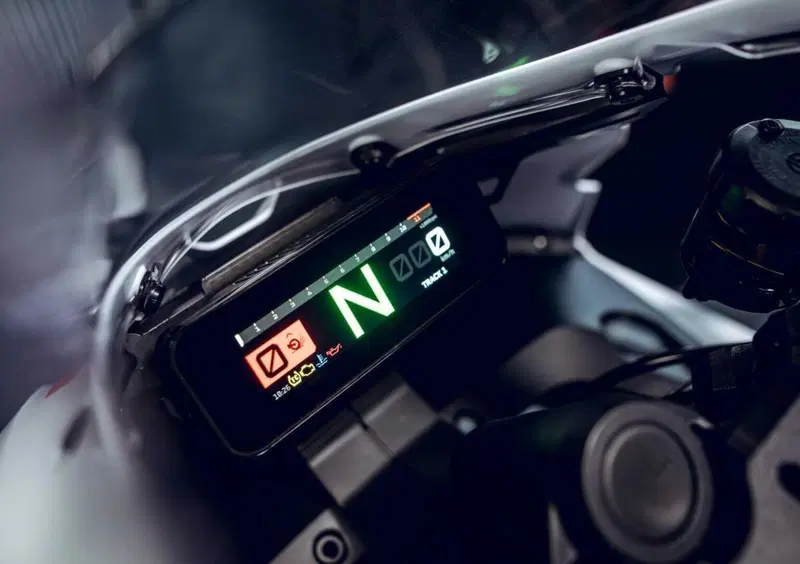 KTM 990 RC R 990 RC R Track (2026) (17)