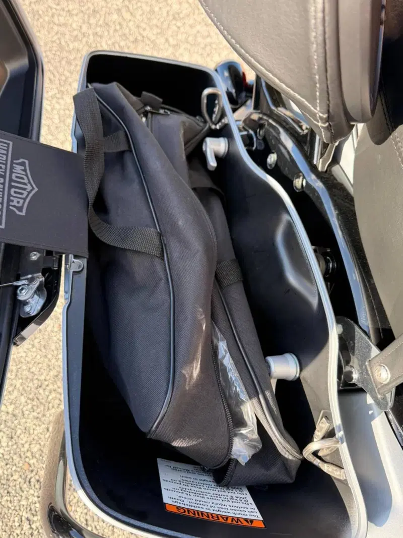 Harley-Davidson 114 Road Glide Limited (2020) - FLTRK (7)