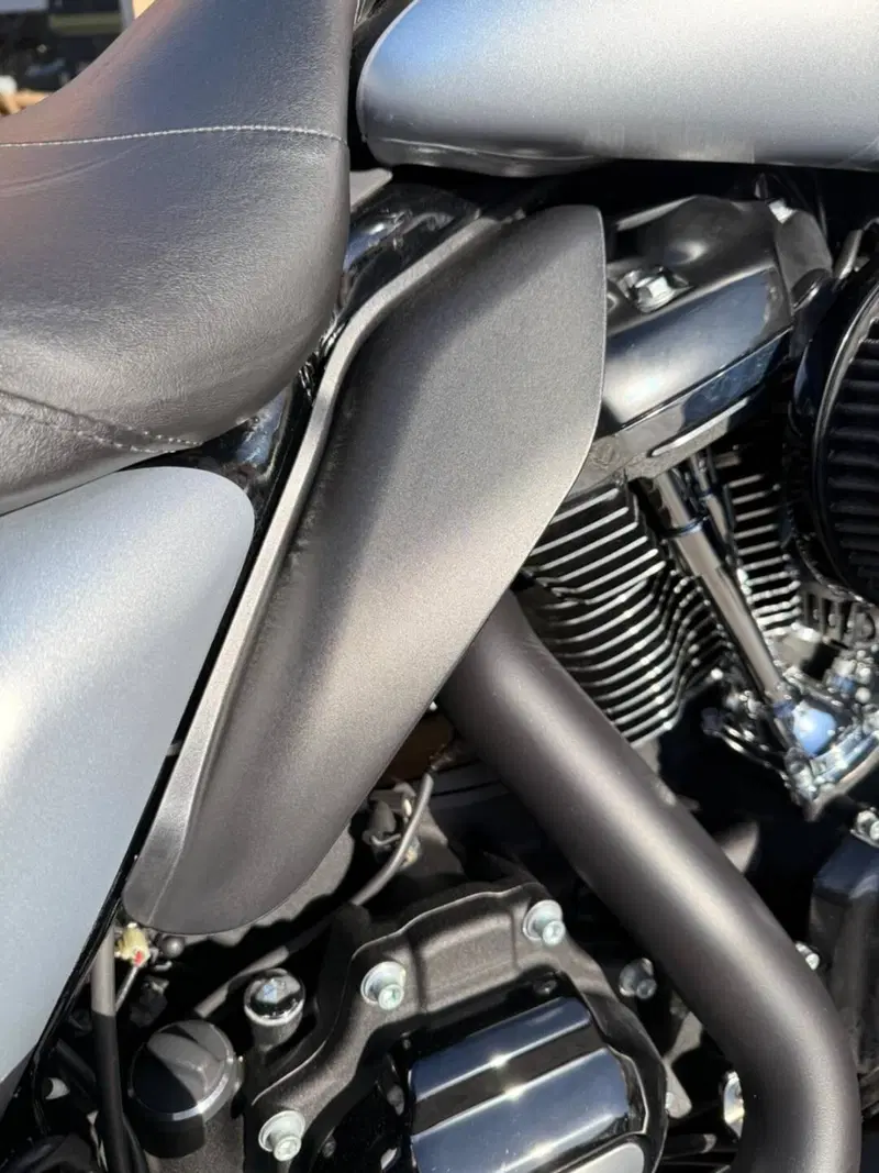 Harley-Davidson 114 Road Glide Limited (2020) - FLTRK (16)