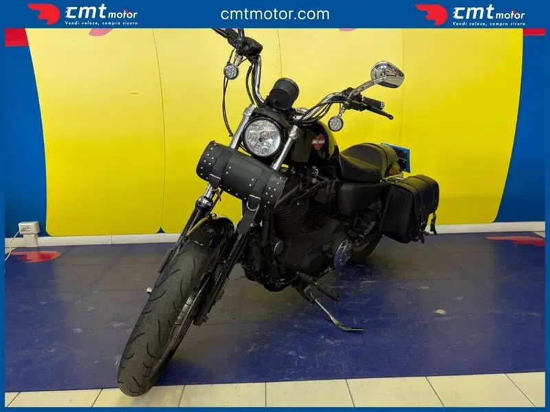 Harley-Davidson 883 R (2006 - 07) - XL 883R (2)