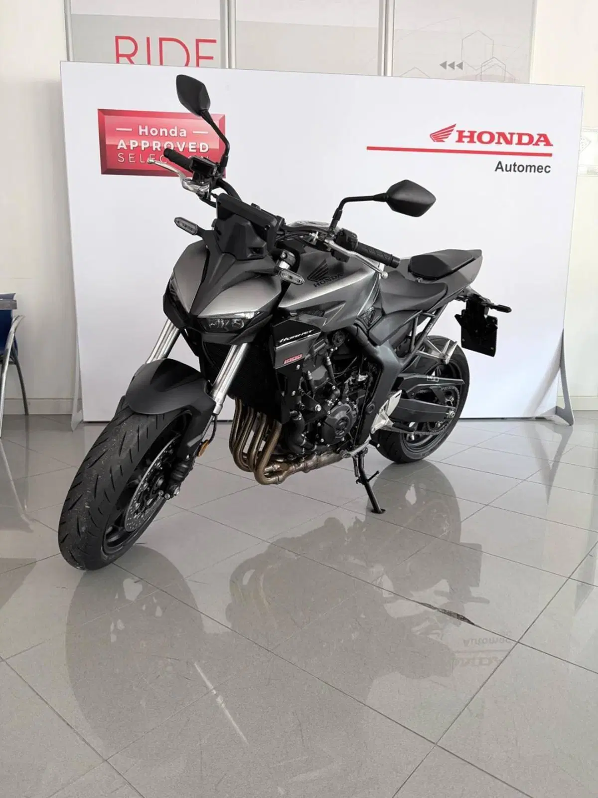 Honda CB 1000 Hornet (2025 - 26)