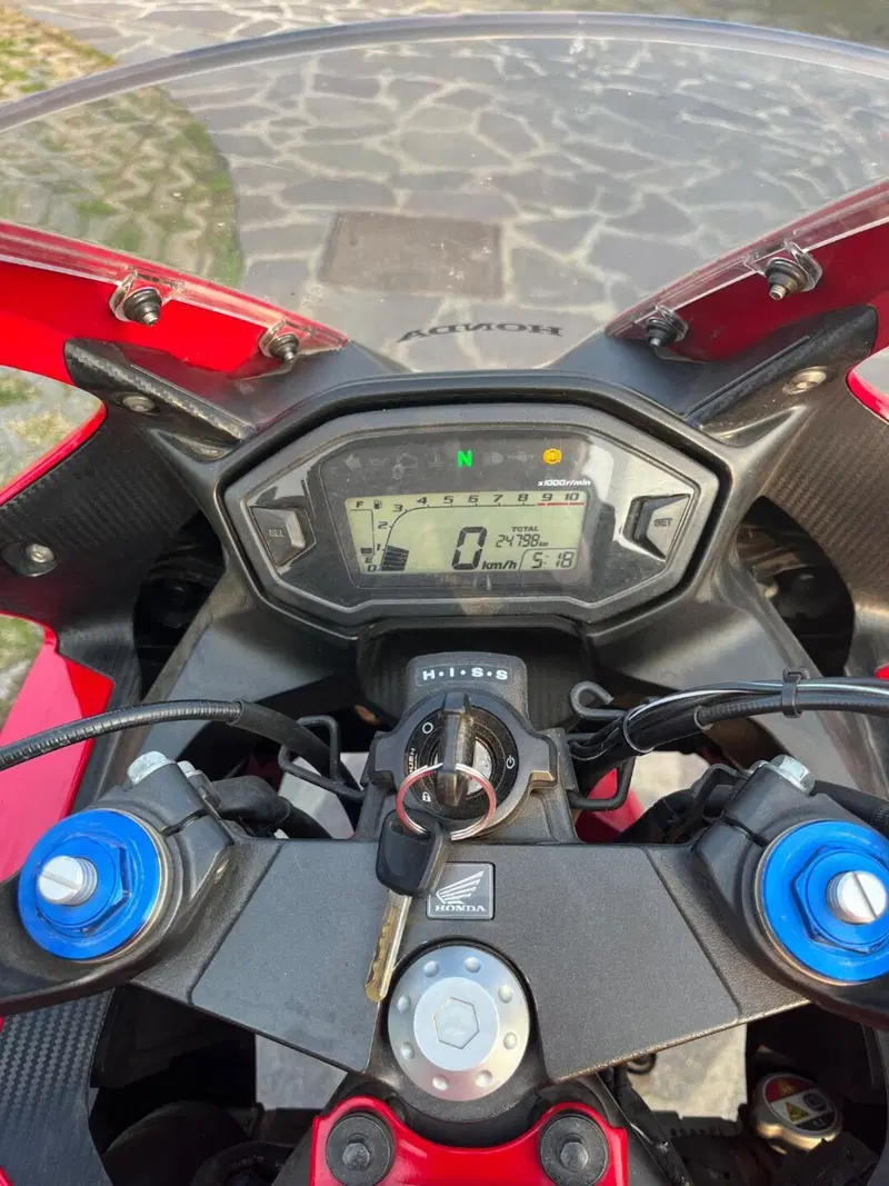 Honda CBR 500 R (2019 - 20) (7)