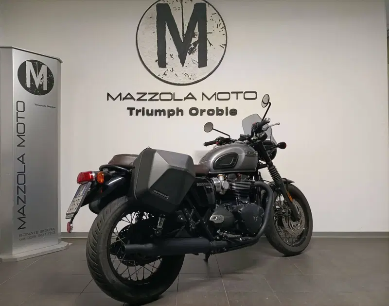 Triumph Bonneville T120 Black (2021 - 25) (2)