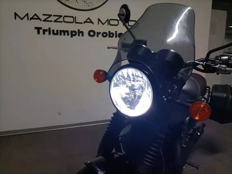 Triumph Bonneville T120 Black (2021 - 25) (8)