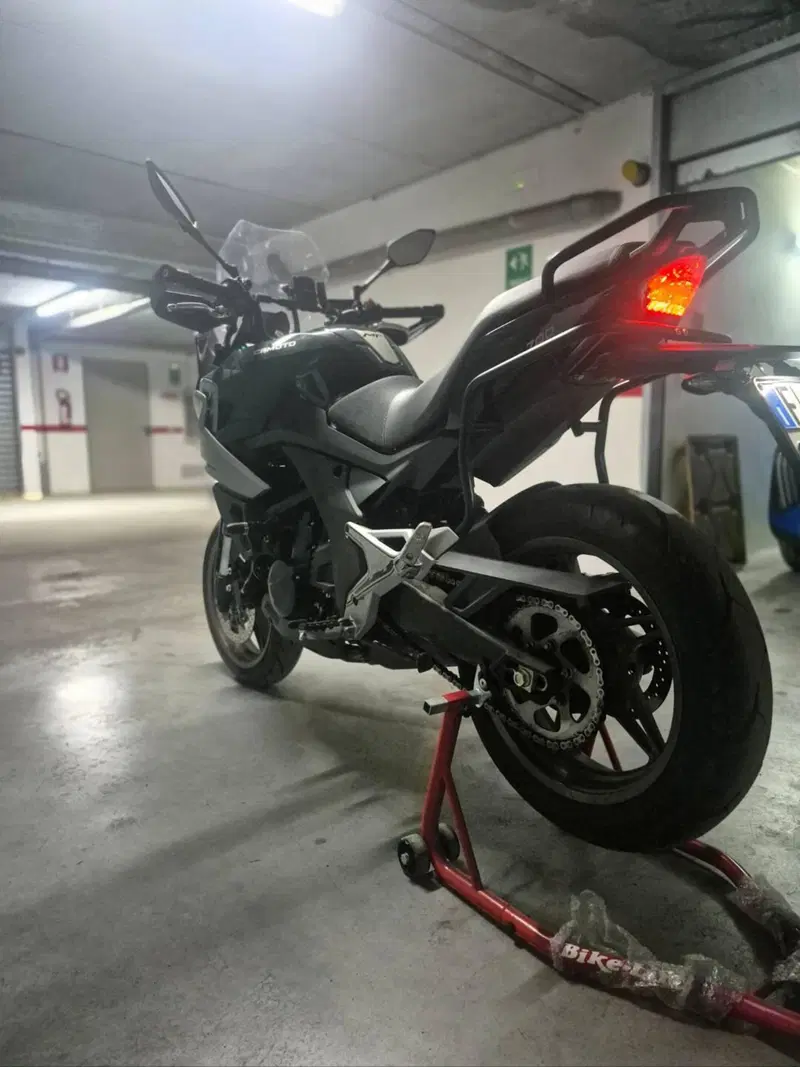 CFMOTO 700MT (2024 - 26) (7)