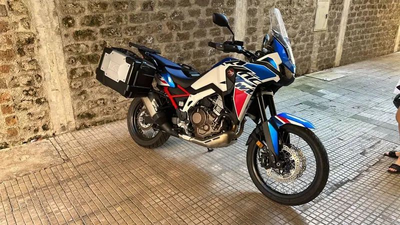 Honda Africa Twin CRF 1100L Urban (2022 - 23)