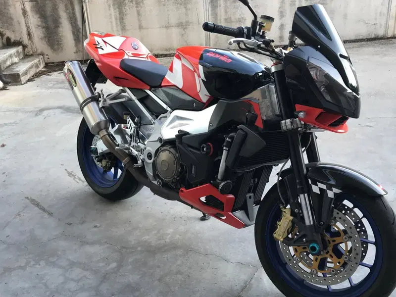 Aprilia Tuono 1000 R (2006 - 10) (3)