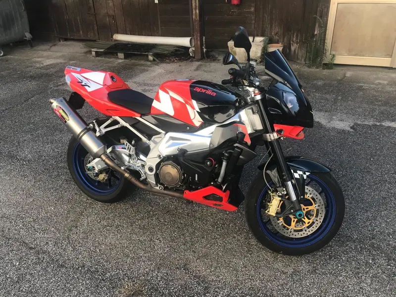 Aprilia Tuono 1000 R (2006 - 10) (10)
