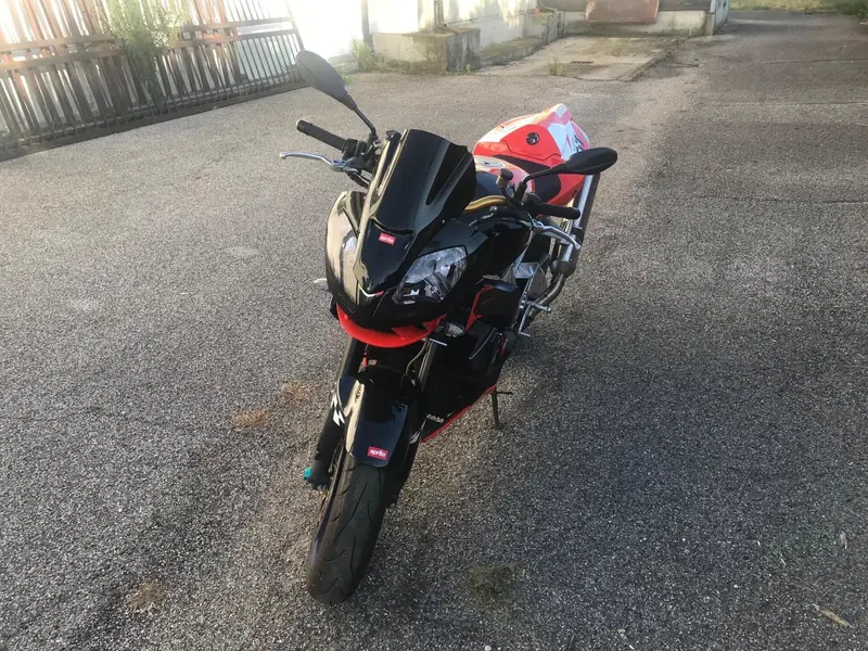 Aprilia Tuono 1000 R (2006 - 10) (11)