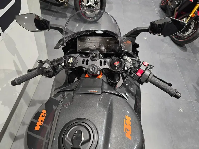 KTM 990 RC R (2026) (15)