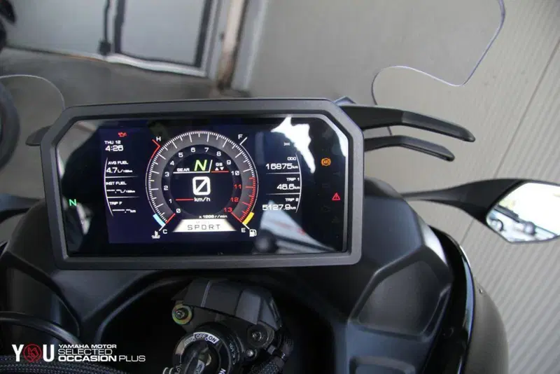 Yamaha Niken 890 GT (2023 - 26) (5)