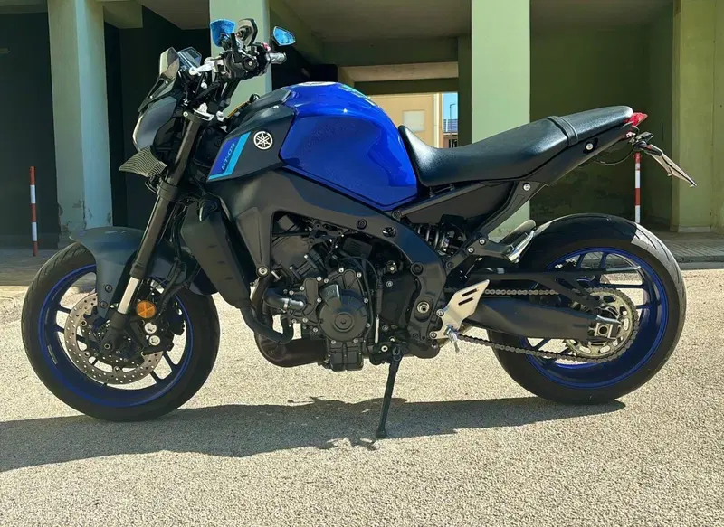 Yamaha MT-09 (2021 - 23) (6)