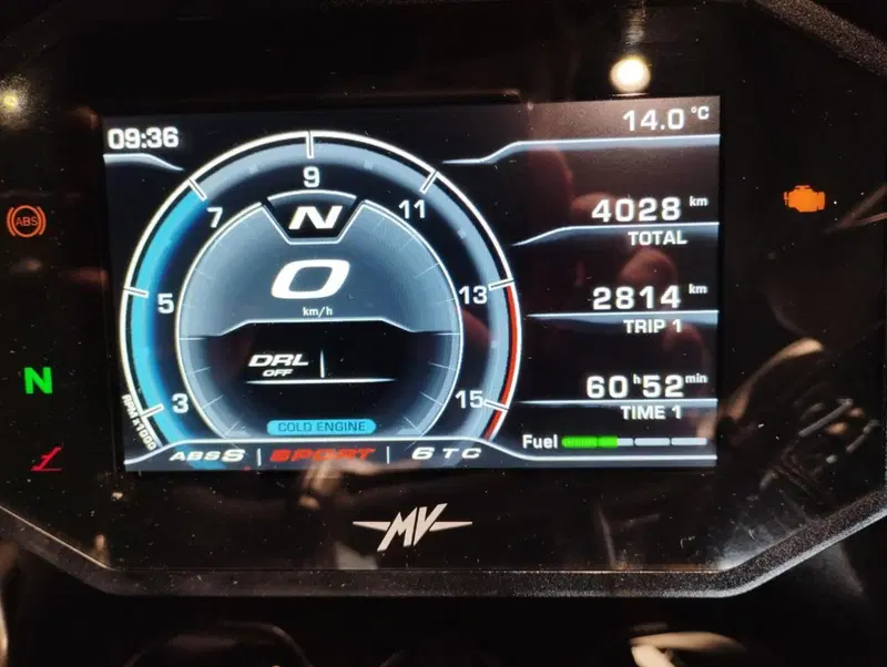 MV Agusta Turismo Veloce 800 Rosso (2021 - 23) (7)