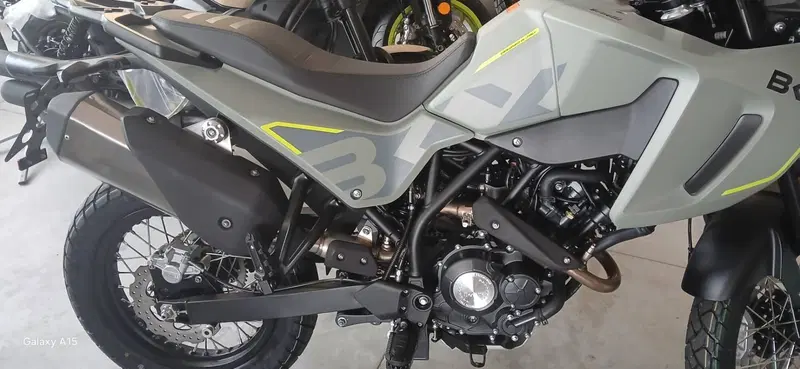 Benelli BKX 125 (2026) (2)