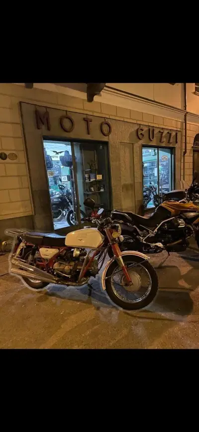 Moto Guzzi Falcone d'epoca