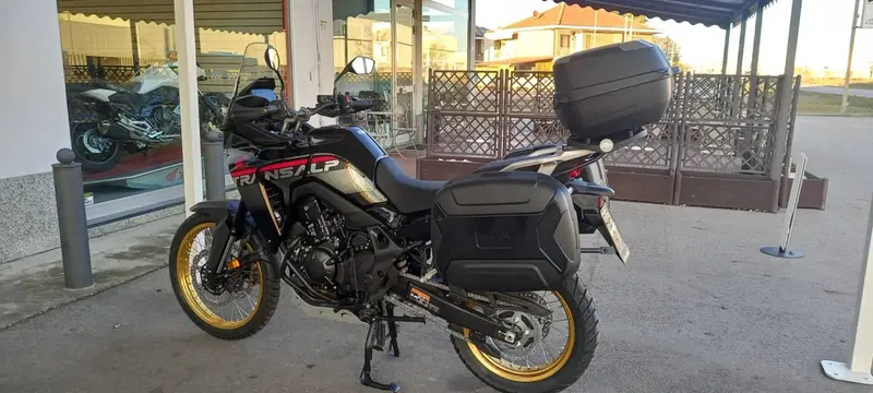 Honda Transalp XL750 (2025)