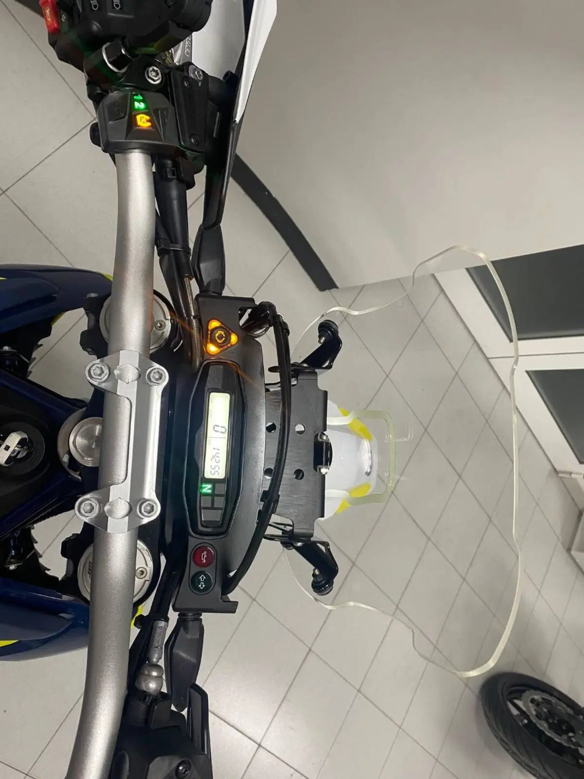 Husqvarna 701 Enduro (2023 - 25) (4)
