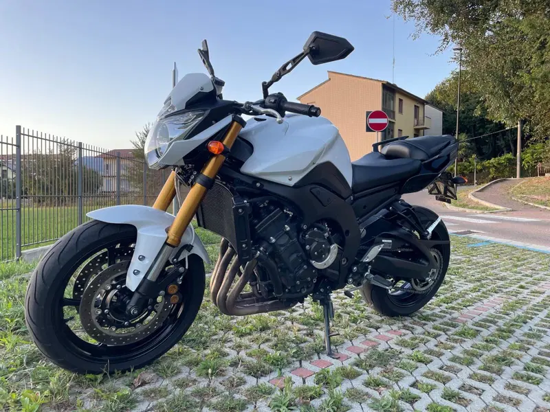 Yamaha FZ8 (2013 - 16)