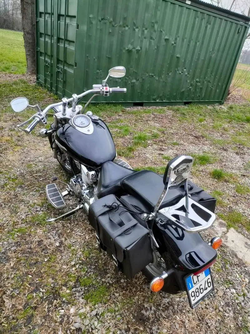 Yamaha XVS 1100 Drag Star (1999 - 06) (2)