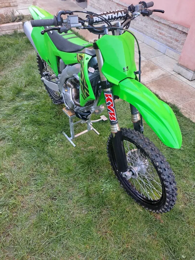 Kawasaki KX 250 F (2021) (2)