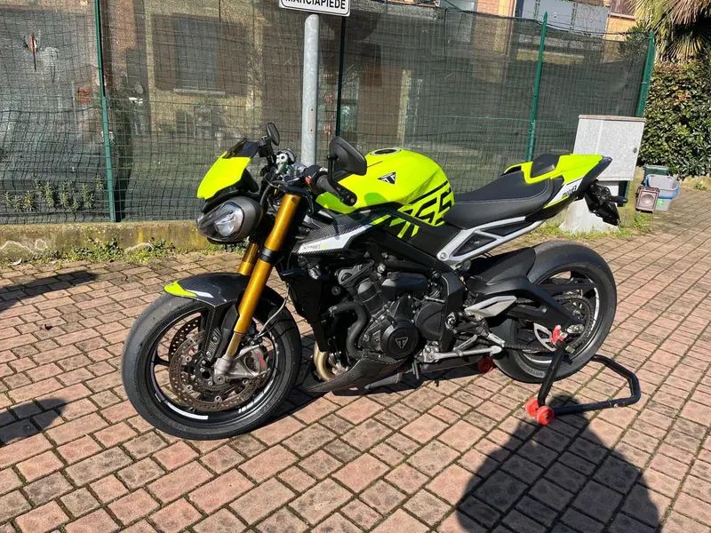 Triumph Street Triple 765 Moto2 Edition (2023 - 24) (8)