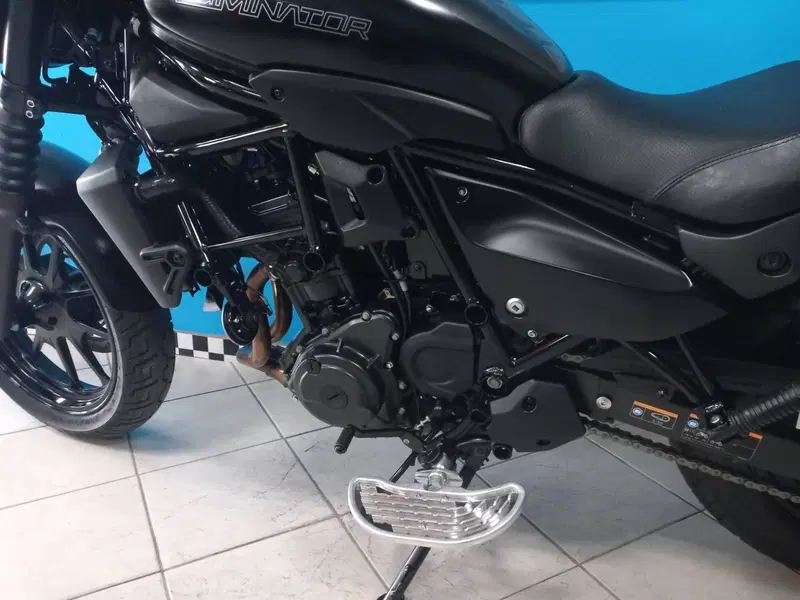Kawasaki Eliminator 500 SE (2024 - 26) (11)