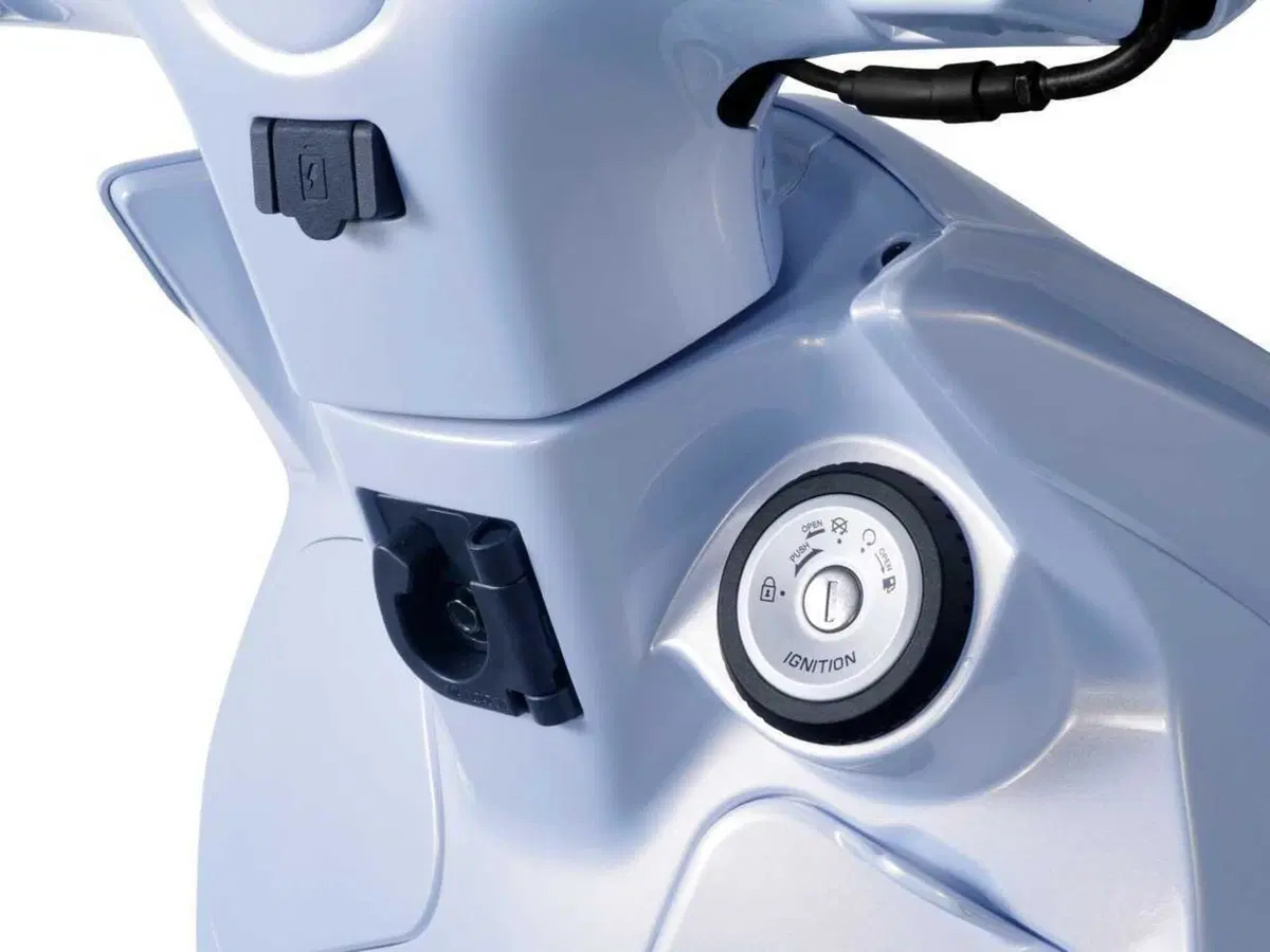 SYM BWT 125: lo scooter urbano che guarda alla natura (e alle tasche di chi lo guida) (14)