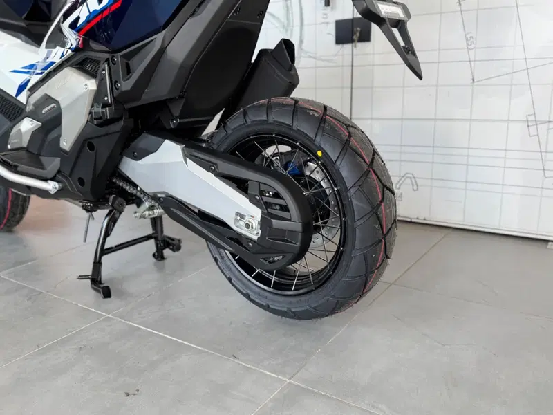 Honda X-ADV 750 Special Edition Adventure (2026) (16)