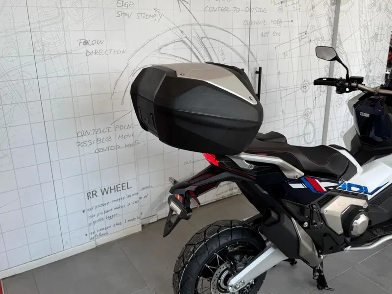 Honda X-ADV 750 Special Edition Adventure (2026) (12)