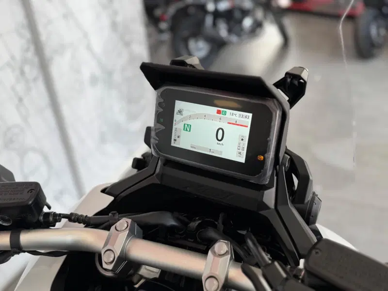 Honda X-ADV 750 Special Edition Adventure (2026) (7)