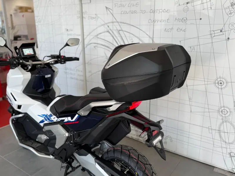 Honda X-ADV 750 Special Edition Adventure (2026) (17)