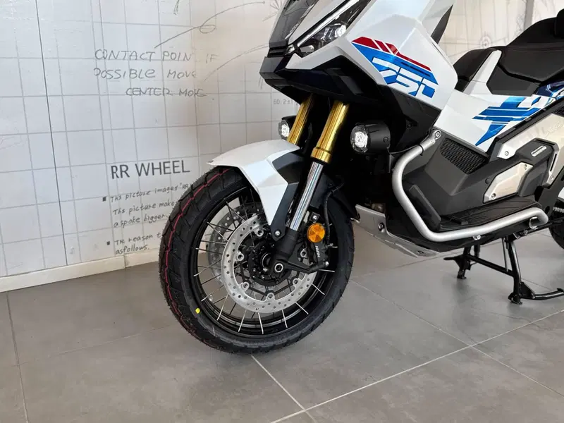 Honda X-ADV 750 Special Edition Adventure (2026) (14)