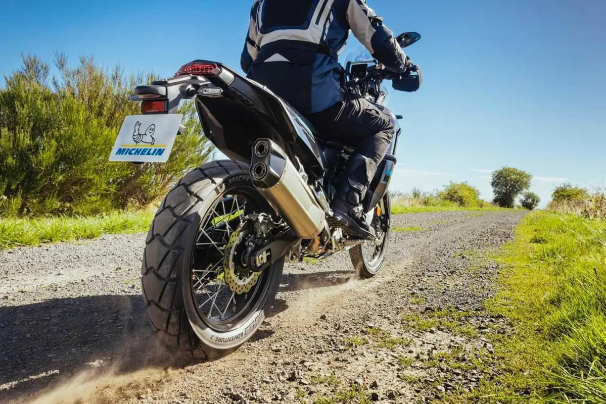 Nuovo Michelin Anakee Adventure 2: scheda tecnica, caratteristiche, disponibilità e cosa cambia (27)
