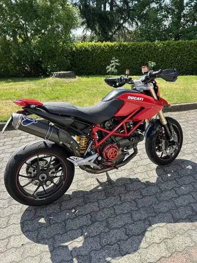 Ducati Hypermotard 1100 S (2007 - 09) usata