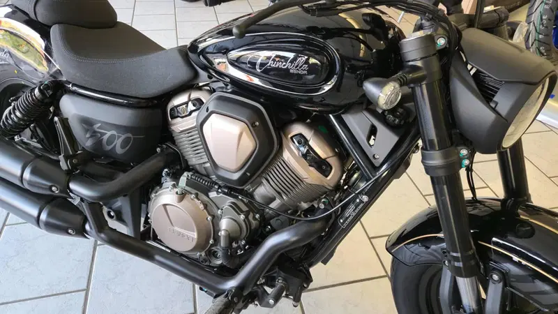 Benda Motorcycles Chinchilla 500 V2 (2025 - 26) (2)