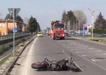 Scontro tra moto e betoniera sulla Persicetana: muore Domenico Celiento, 33 anni