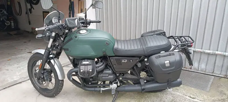 Moto Guzzi V7 III Rough (2018 - 20)