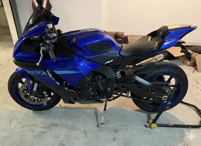 Yamaha YZF R1 (2020 - 25) usata