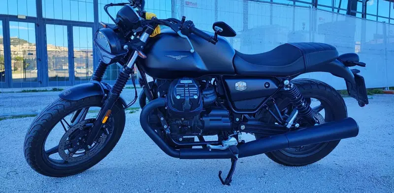 Moto Guzzi V7 850 Stone Special Abs (2021)