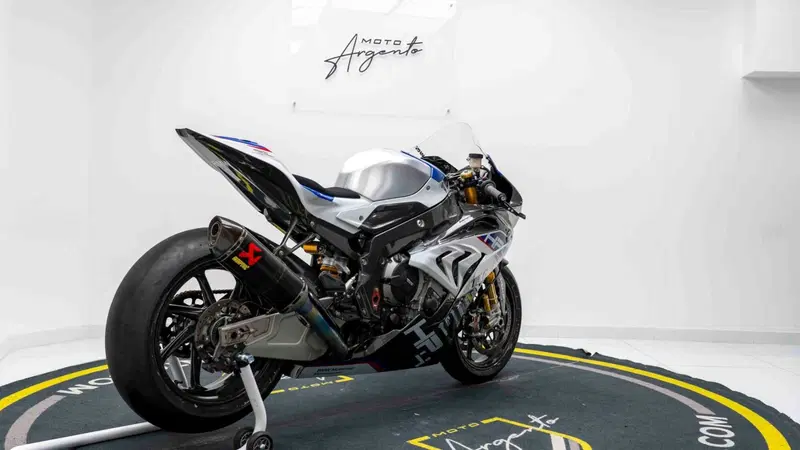 Bmw HP4 Race (2017 - 20) (3)